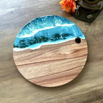 Round acacia wood chopping board – Ocean cheese board